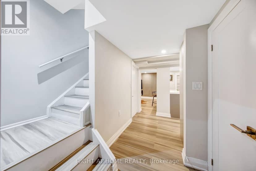 74 McCaul Street — photo 22 of 40