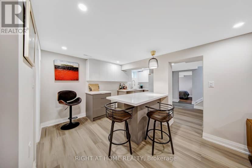 74 McCaul Street — photo 26 of 40