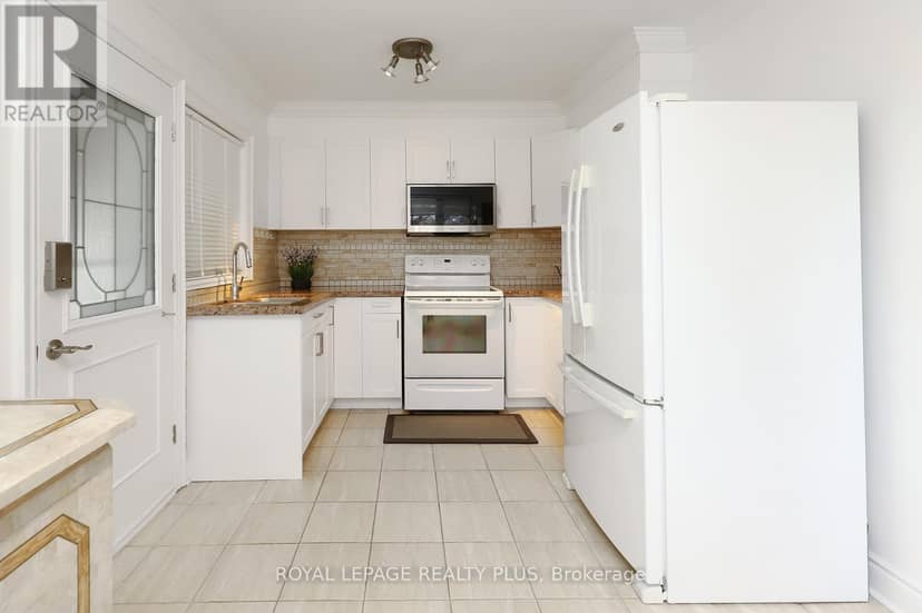 2694 Truscott Drive — photo 13 of 35