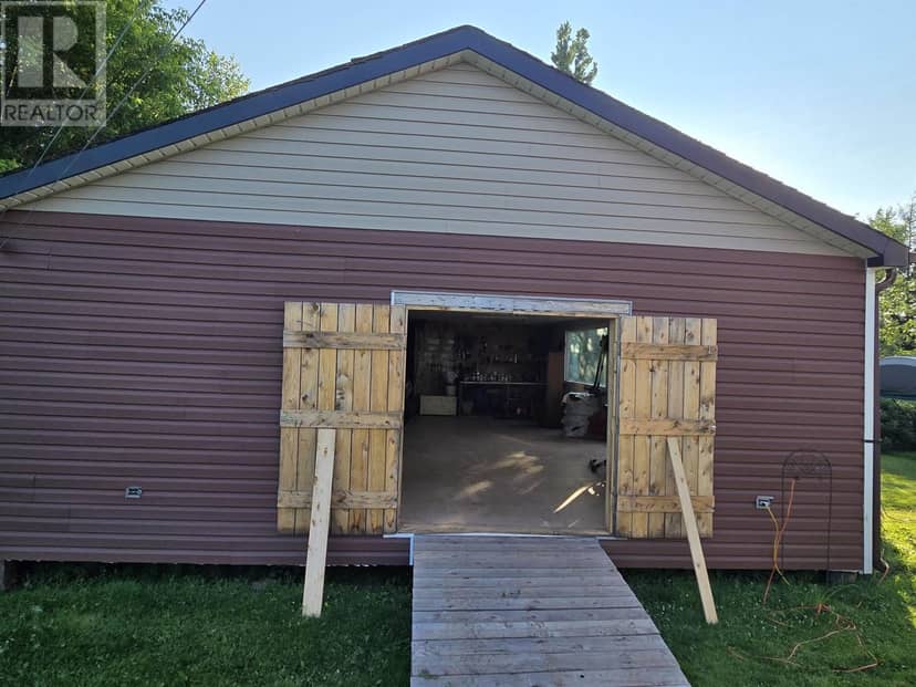 439 Stewart Road — photo 33 of 35