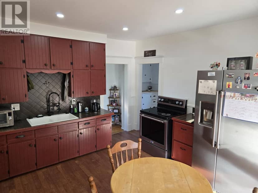 439 Stewart Road — photo 4 of 35
