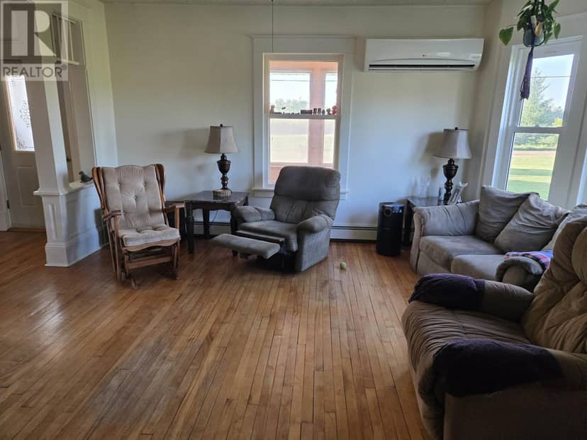 439 Stewart Road — photo 8 of 35