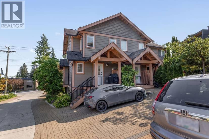 3 728 GIBSONS WAY, Gibsons, photo 4