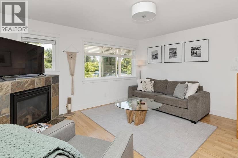 3 728 GIBSONS WAY, Gibsons, photo 7