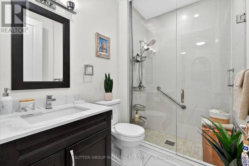209 - 764 River Road E — photo 23 of 40
