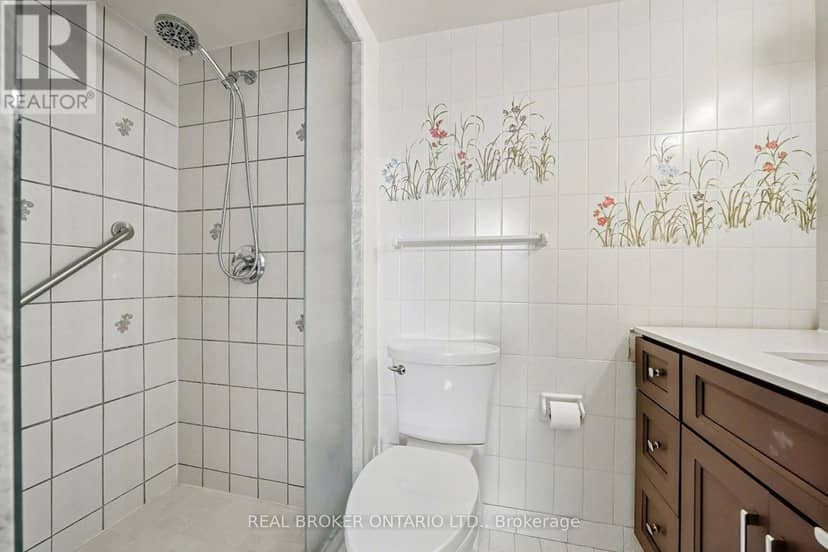 503 - 100 Canyon Avenue — photo 15 of 22