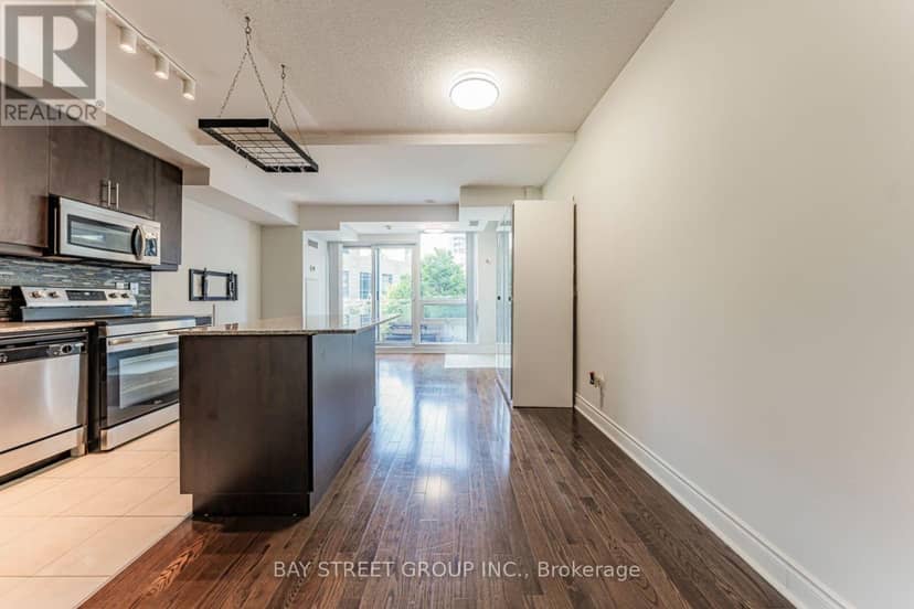221 - 31 Olive Avenue — photo 27 of 40