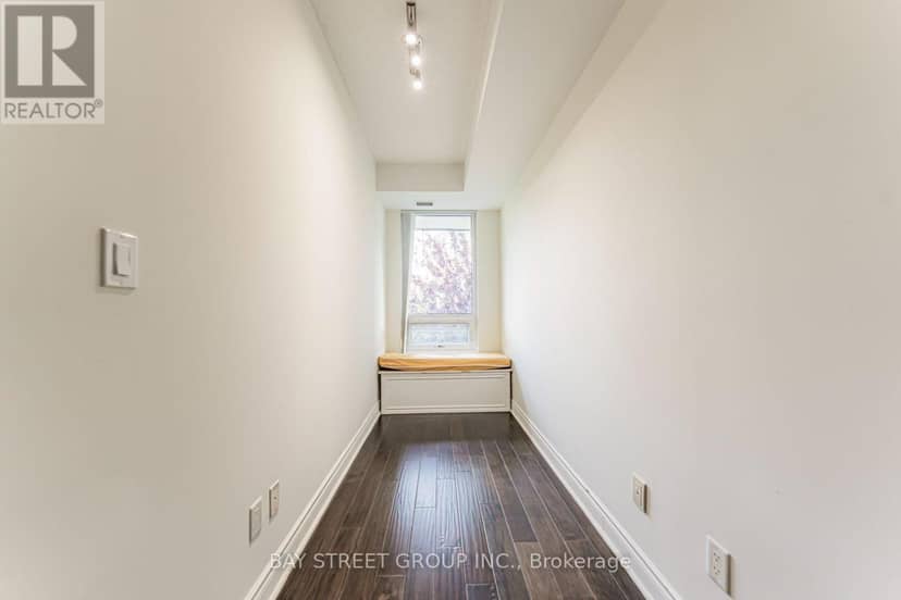 221 - 31 Olive Avenue — photo 34 of 40