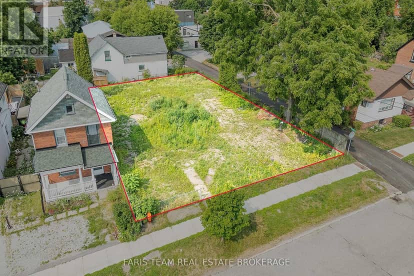 105 Matchedash Street S — photo 2 of 11
