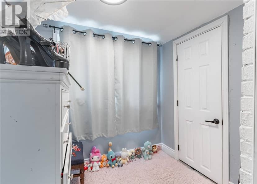 287 Van Horne Street — photo 12 of 28