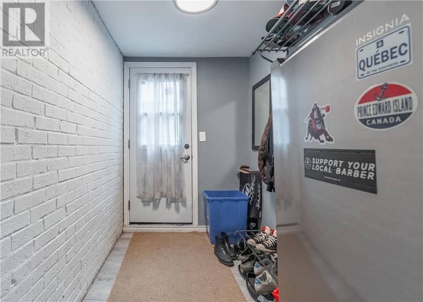 287 Van Horne Street — photo 22 of 28
