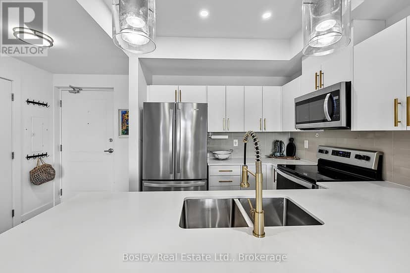 404 - 4 Kimberly Lane — photo 3 of 28