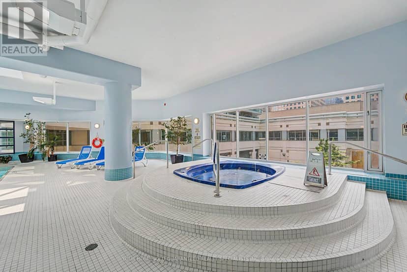 2610 - 10 Yonge Street — photo 18 of 23