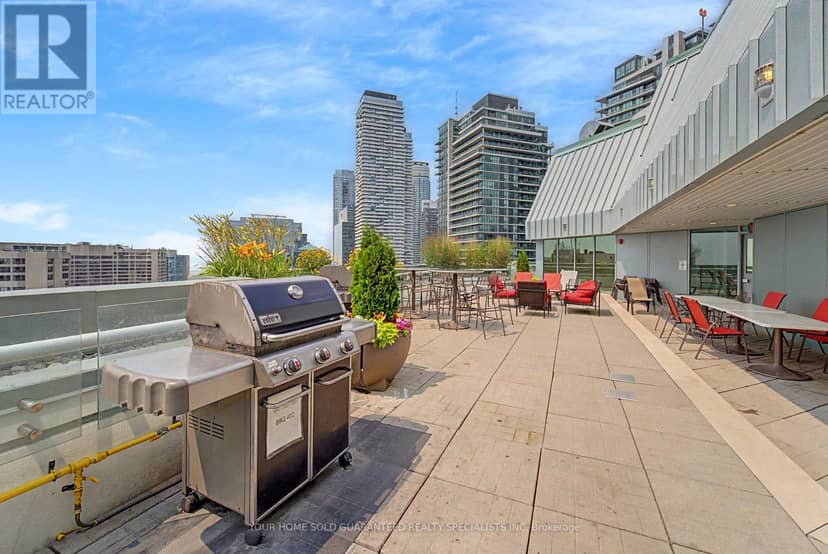 2610 - 10 Yonge Street — photo 20 of 23