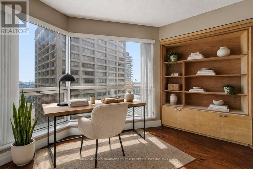 2610 - 10 Yonge Street — photo 5 of 23