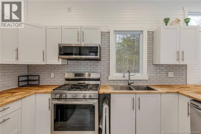 414 Bas De L'Allee — photo 11 of 40