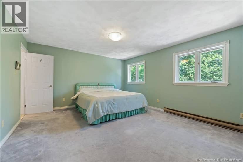 5 ROXBOROUGH Court — photo 17 of 39