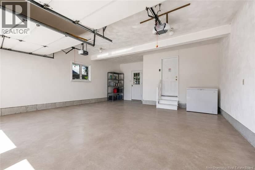 5 ROXBOROUGH Court — photo 29 of 39