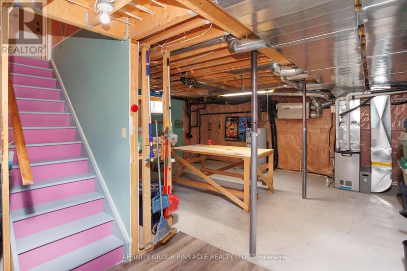 243 Fairbairn Road — photo 32 of 40