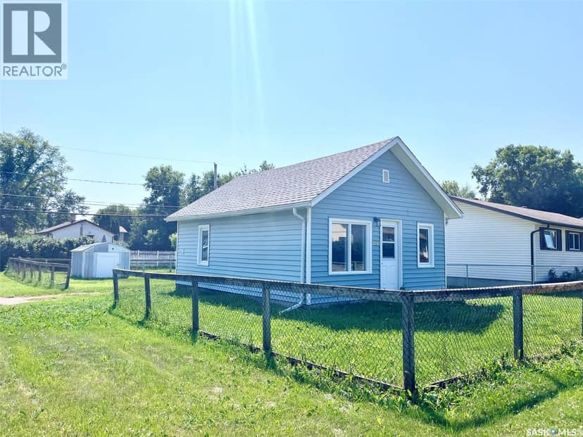 1101 12th STREET W, Prince Albert, photo 2