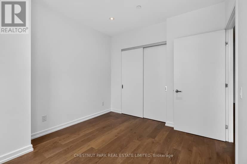 504 - 1315 Bay Street — photo 17 of 30