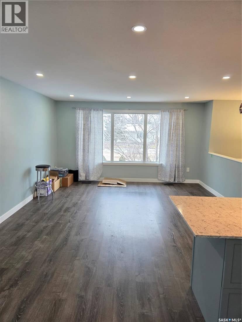 621 McCall STREET — photo 27 of 40