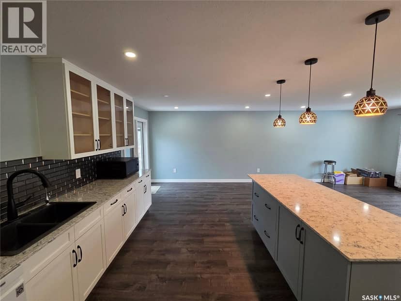 621 McCall STREET — photo 23 of 40