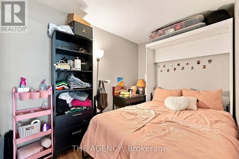 2301 - 600 Fleet Street — photo 12 of 13