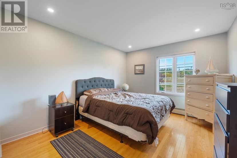7068 Highway 1 — photo 18 of 40