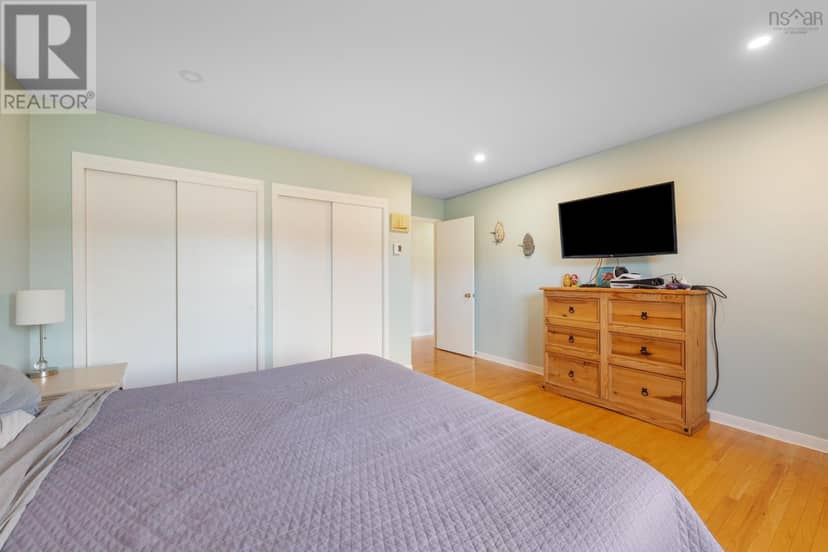7068 Highway 1 — photo 17 of 40