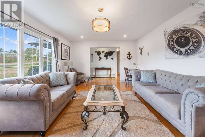 7068 Highway 1 — photo 9 of 40
