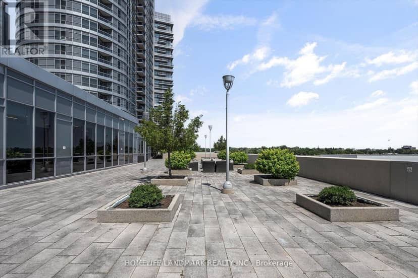 2613 - 181 Village Green Square — photo 16 of 16
