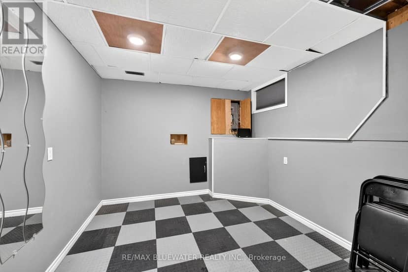 210 Hill Street — photo 28 of 40