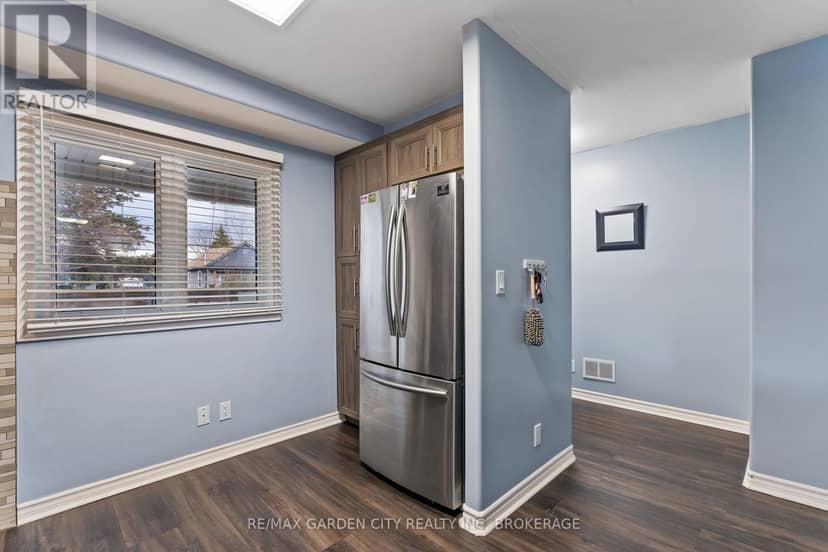 291 Alberta Street — photo 6 of 36