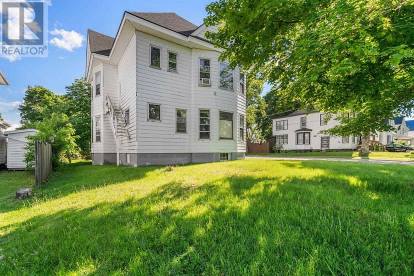 105 Park Street, Stellarton, photo 3