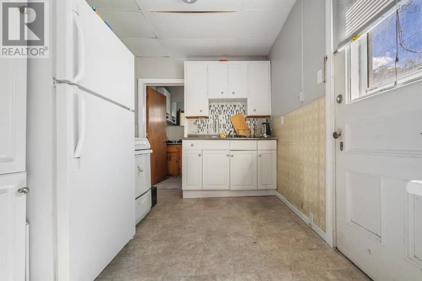 105 Park Street — photo 23 of 35