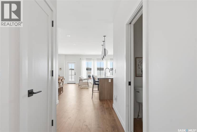 22 720 Brighton BOULEVARD — photo 3 of 40
