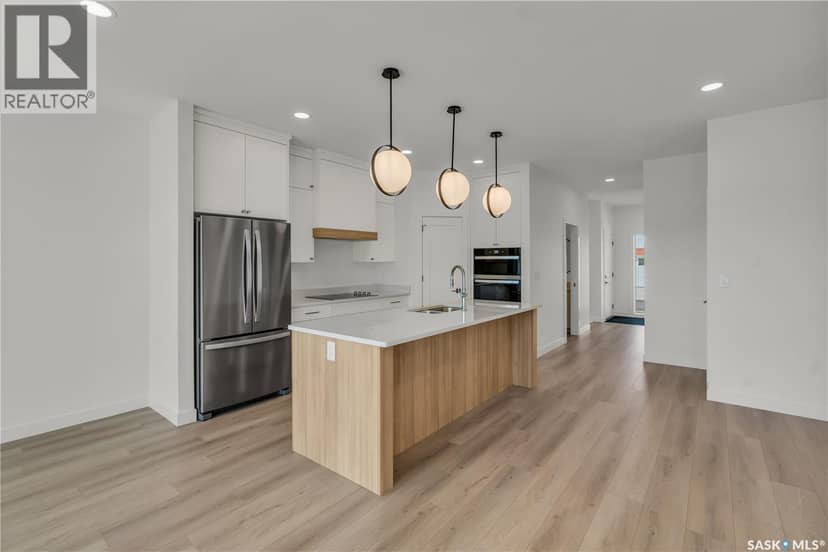 6 720 Brighton BOULEVARD — photo 4 of 15