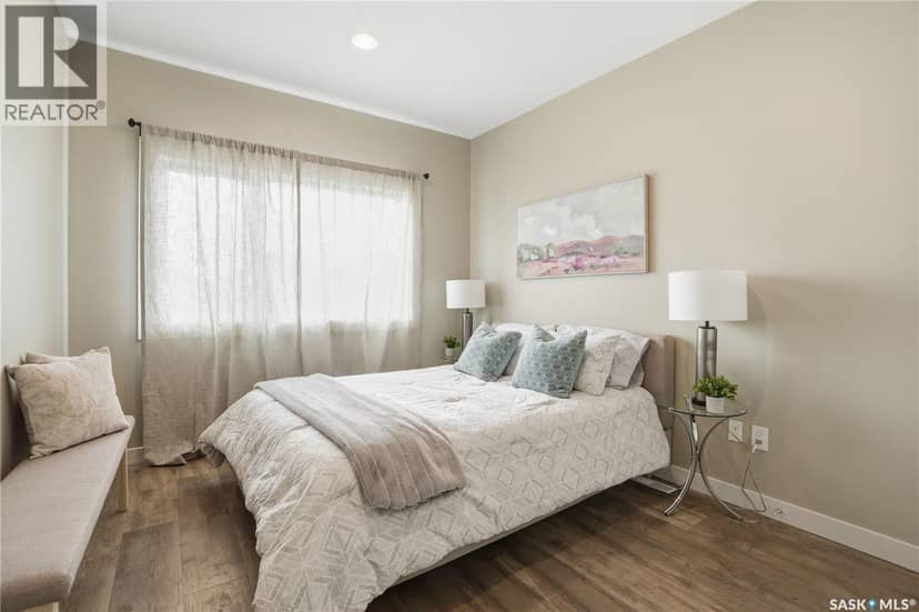 6 103 Willis CRESCENT — photo 20 of 39