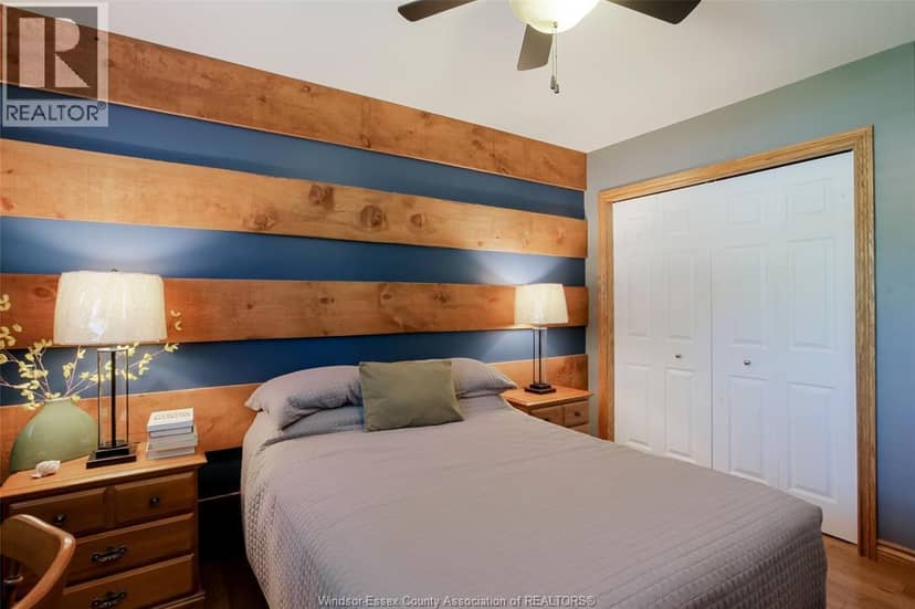 521 Royal Ridge Crescent — photo 18 of 40