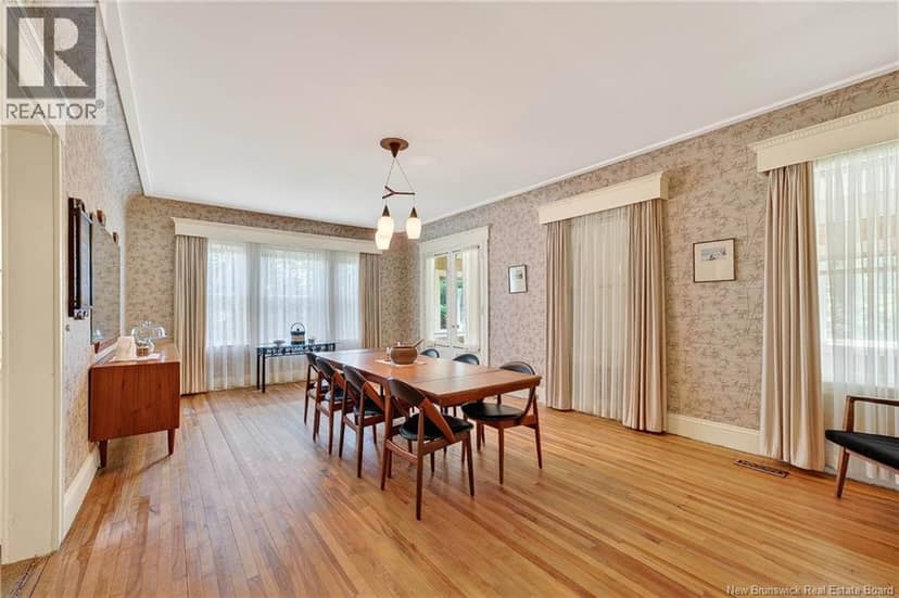 101 Carleton Street — photo 10 of 40