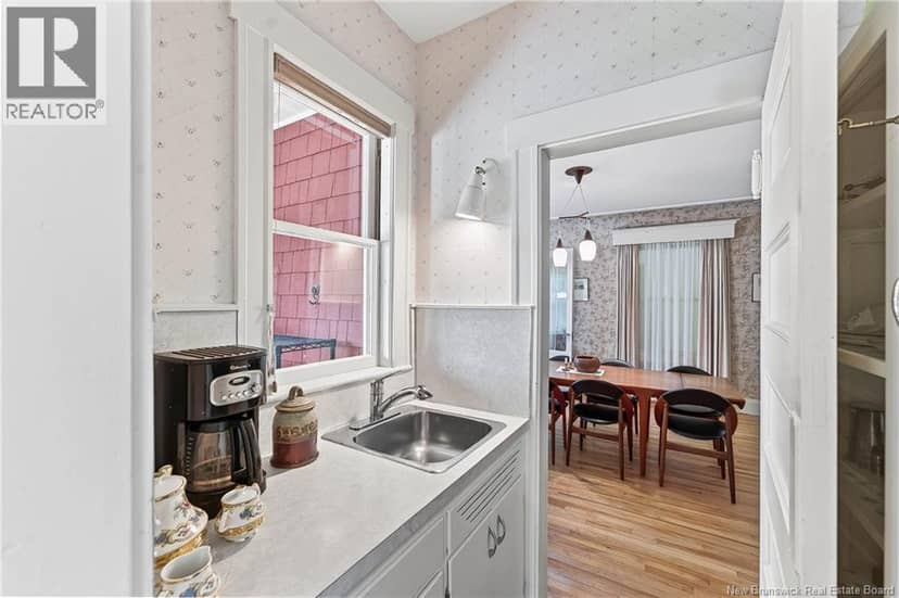 101 Carleton Street — photo 17 of 40