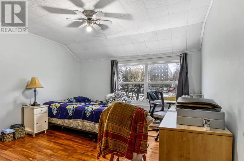 285 Elizabeth Avenue — photo 12 of 31