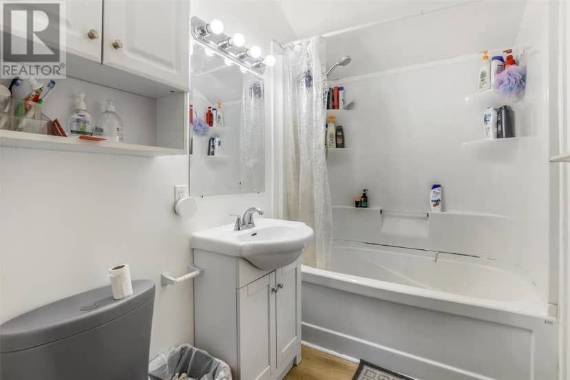 285 Elizabeth Avenue — photo 17 of 31