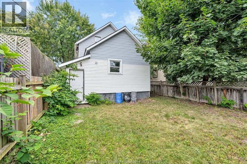 418 Caron Avenue — photo 5 of 30