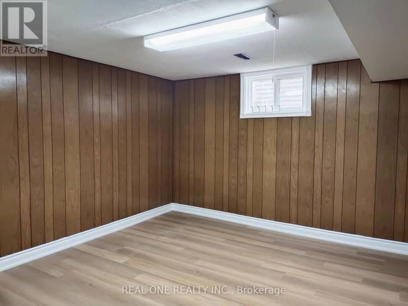 13 Mallaby Road — photo 27 of 37