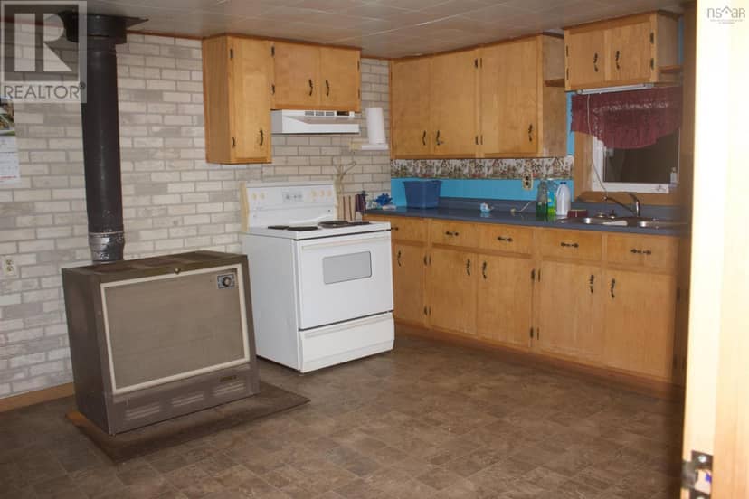 173 Pleasant Valley Road — photo 7 of 25