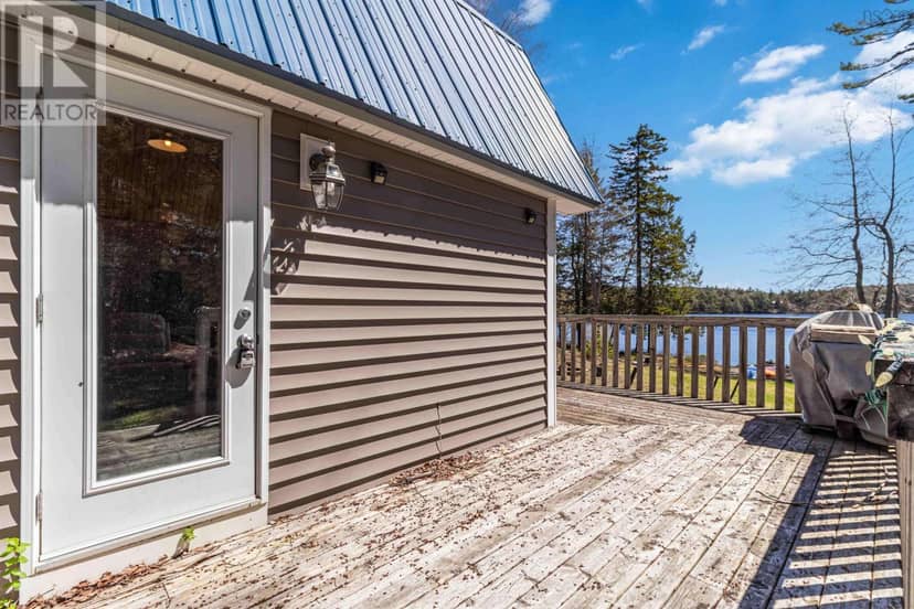 988 Labelle Road, Labelle, photo 6