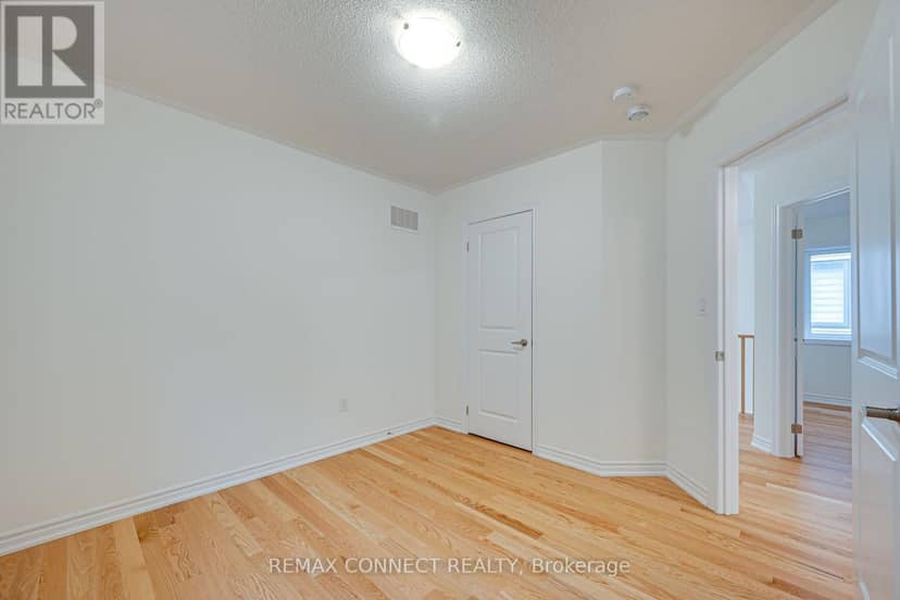 146 Nottingham Road N — photo 19 of 34