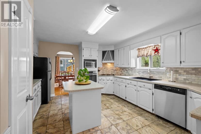 9 Ash Drive — photo 6 of 40